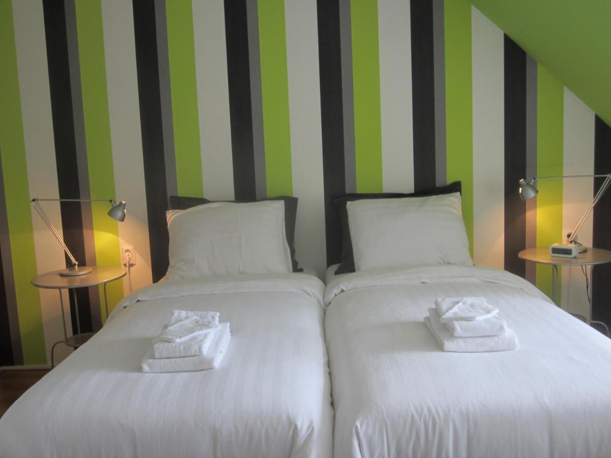 B&B De Gouden Vlo Donkerbroek Esterno foto